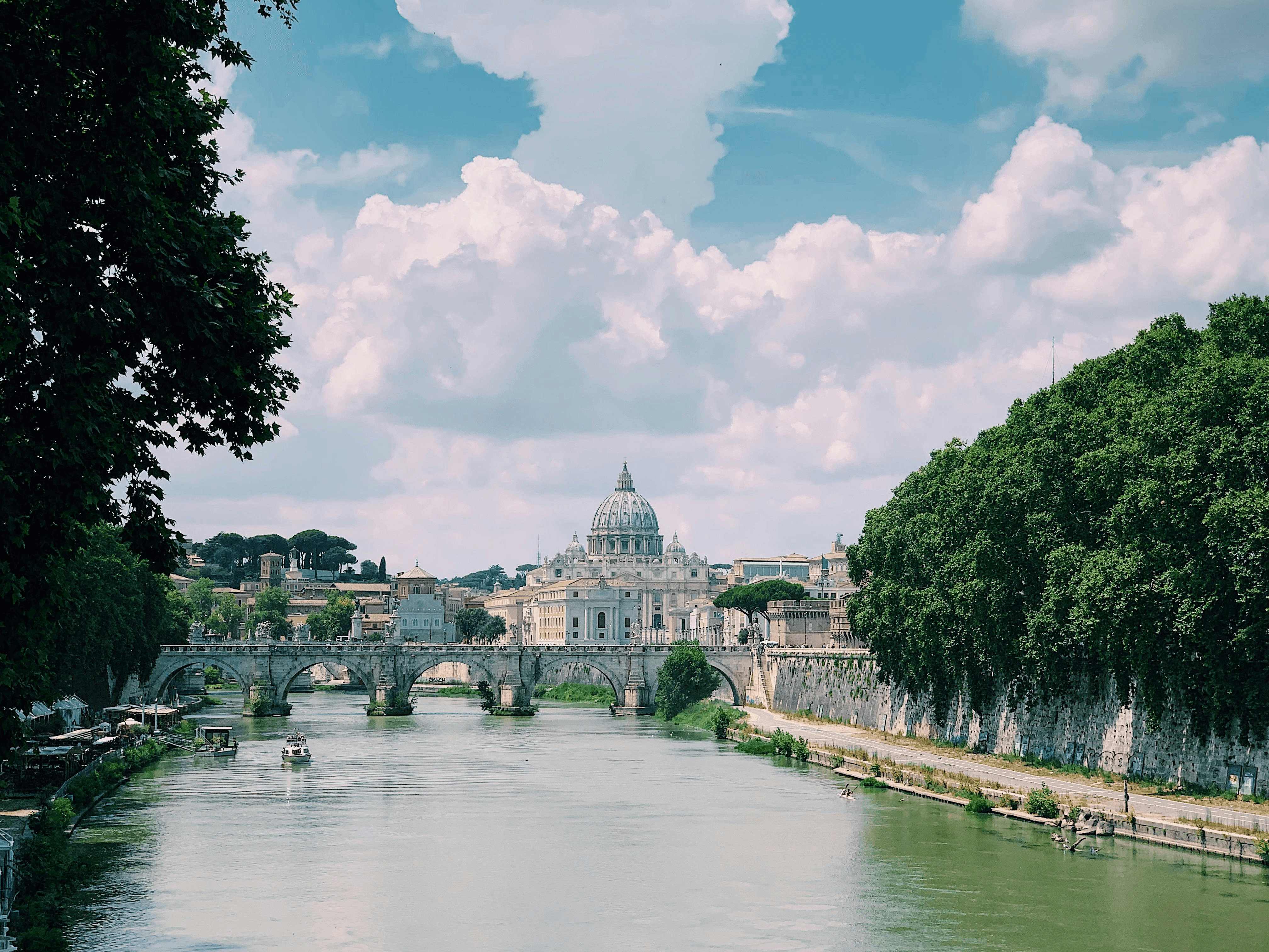 pexels-mikegiugliano-2928048